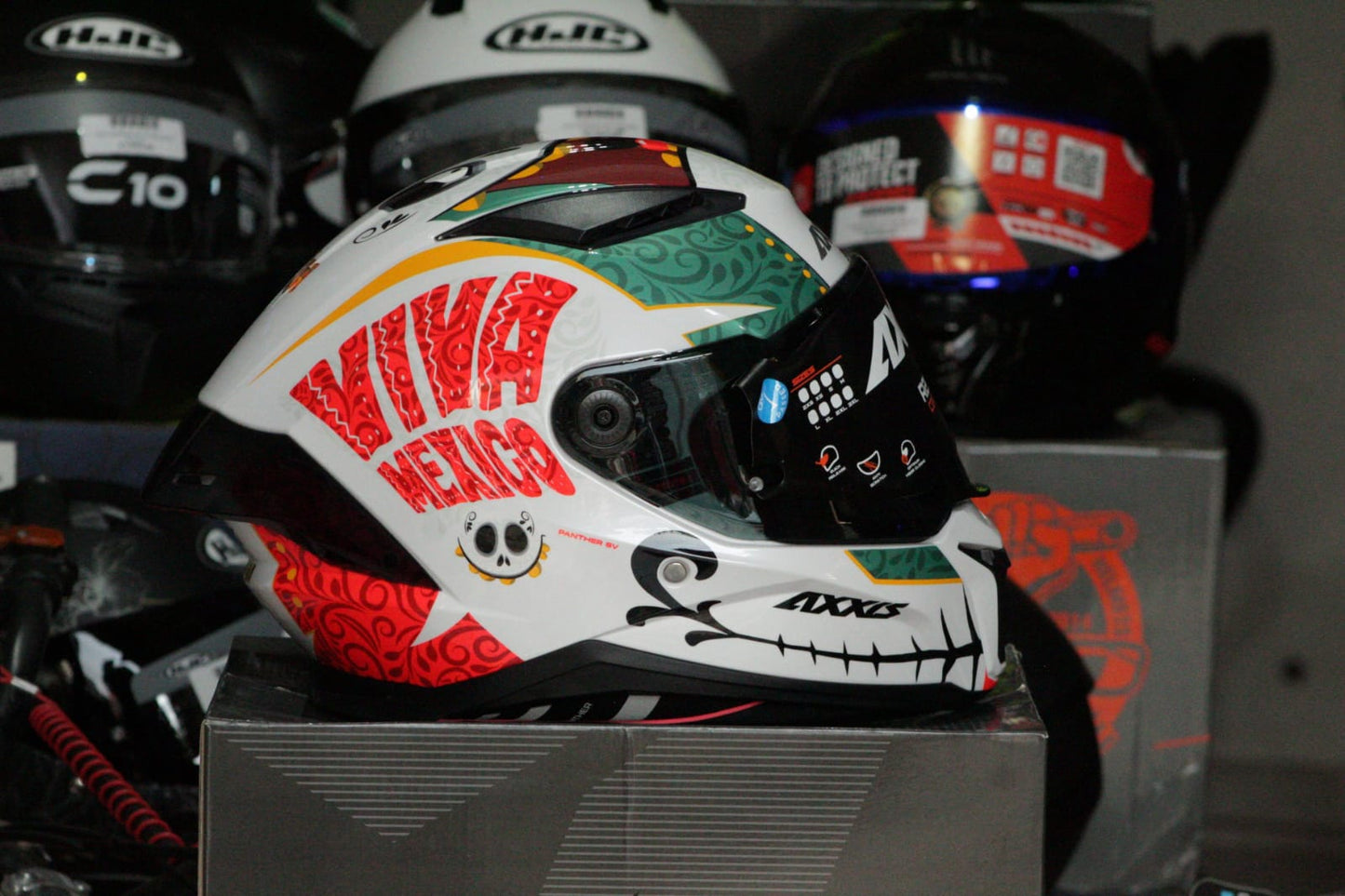 CASCO INTEGRAL AXXIS PANTHER CATRINA