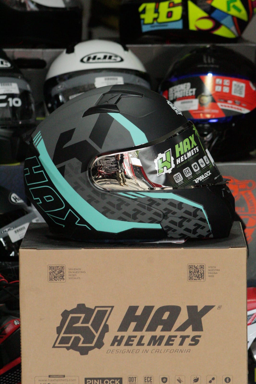 CASCO ABATIBLE HAX WIND TURQUESA